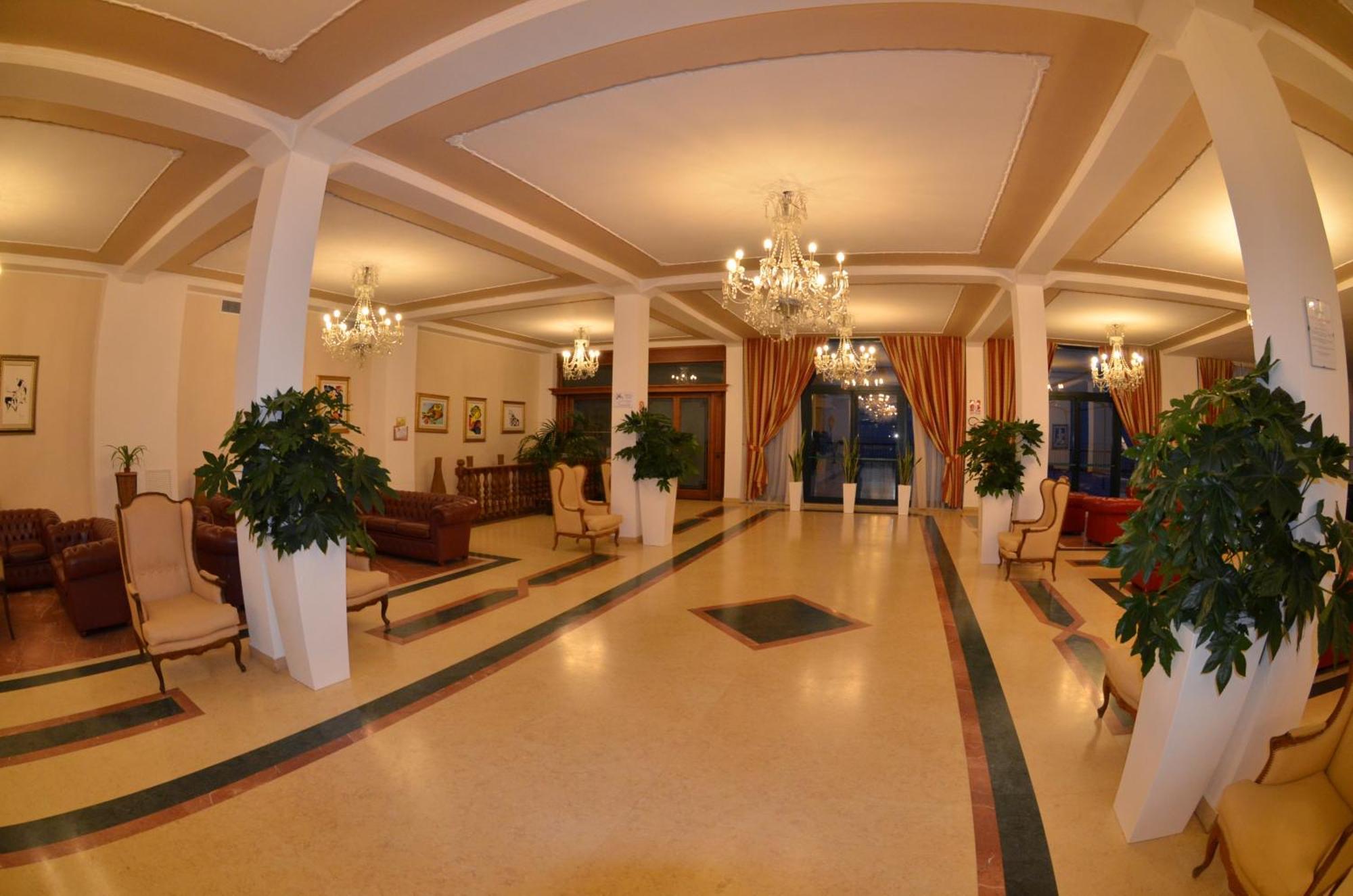 Grand Hotel Montesilvano Ngoại thất bức ảnh