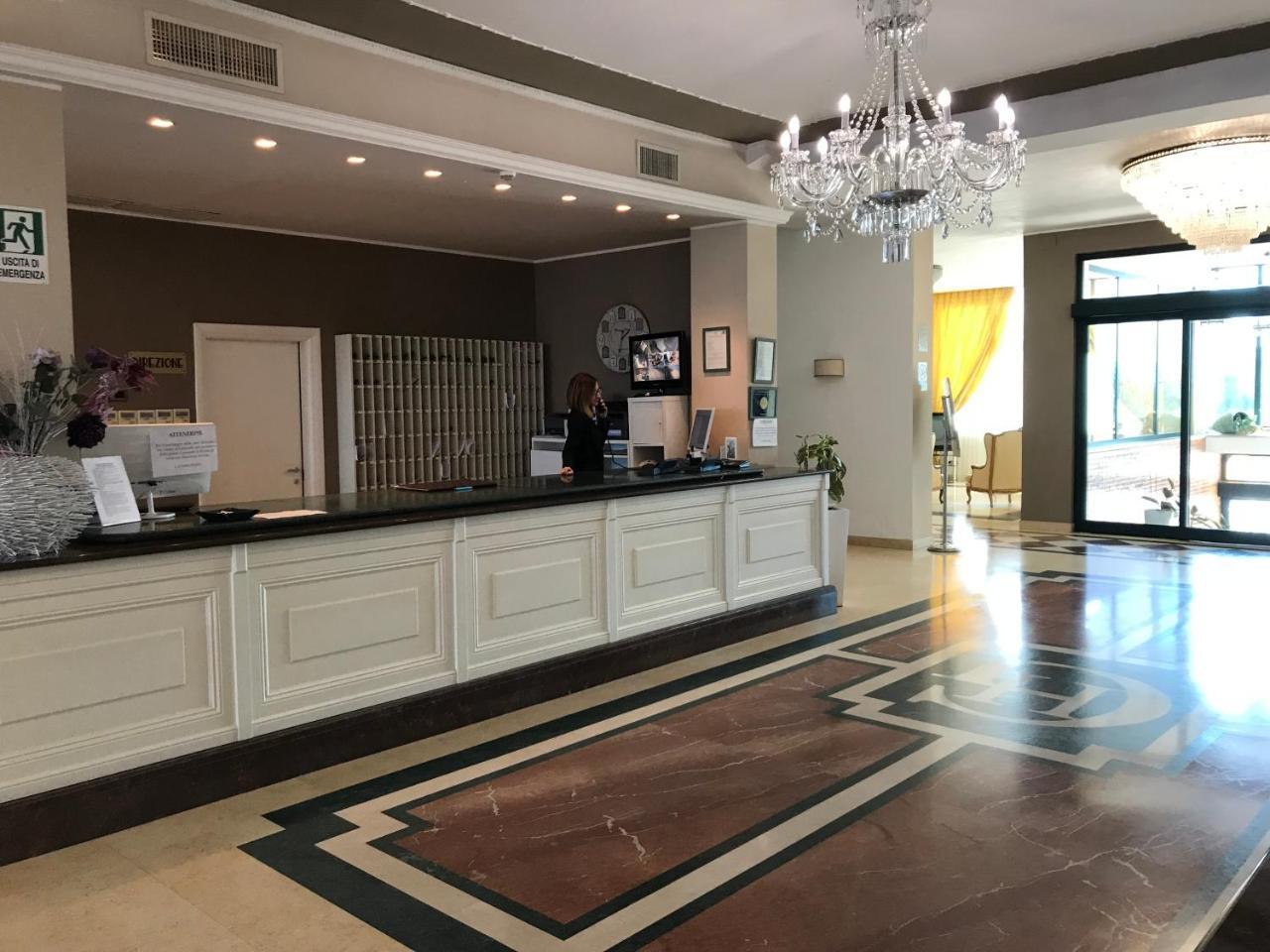 Grand Hotel Montesilvano Ngoại thất bức ảnh